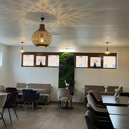 Hostel Europa *