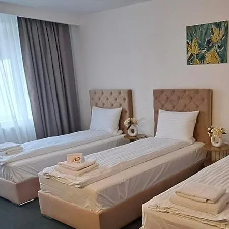 Hostel Europa *
